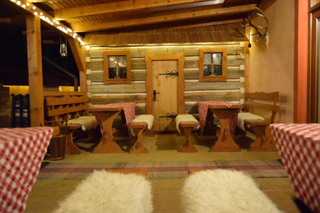 Hotel Pezion Limbovy Dvor Vrbov Esterno foto