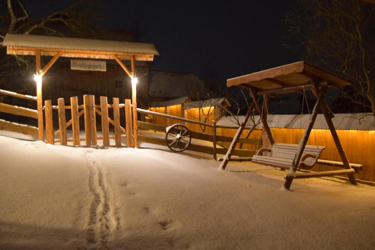 Hotel Pezion Limbovy Dvor Vrbov Esterno foto